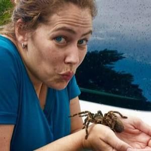 Meet your Posher, Laura